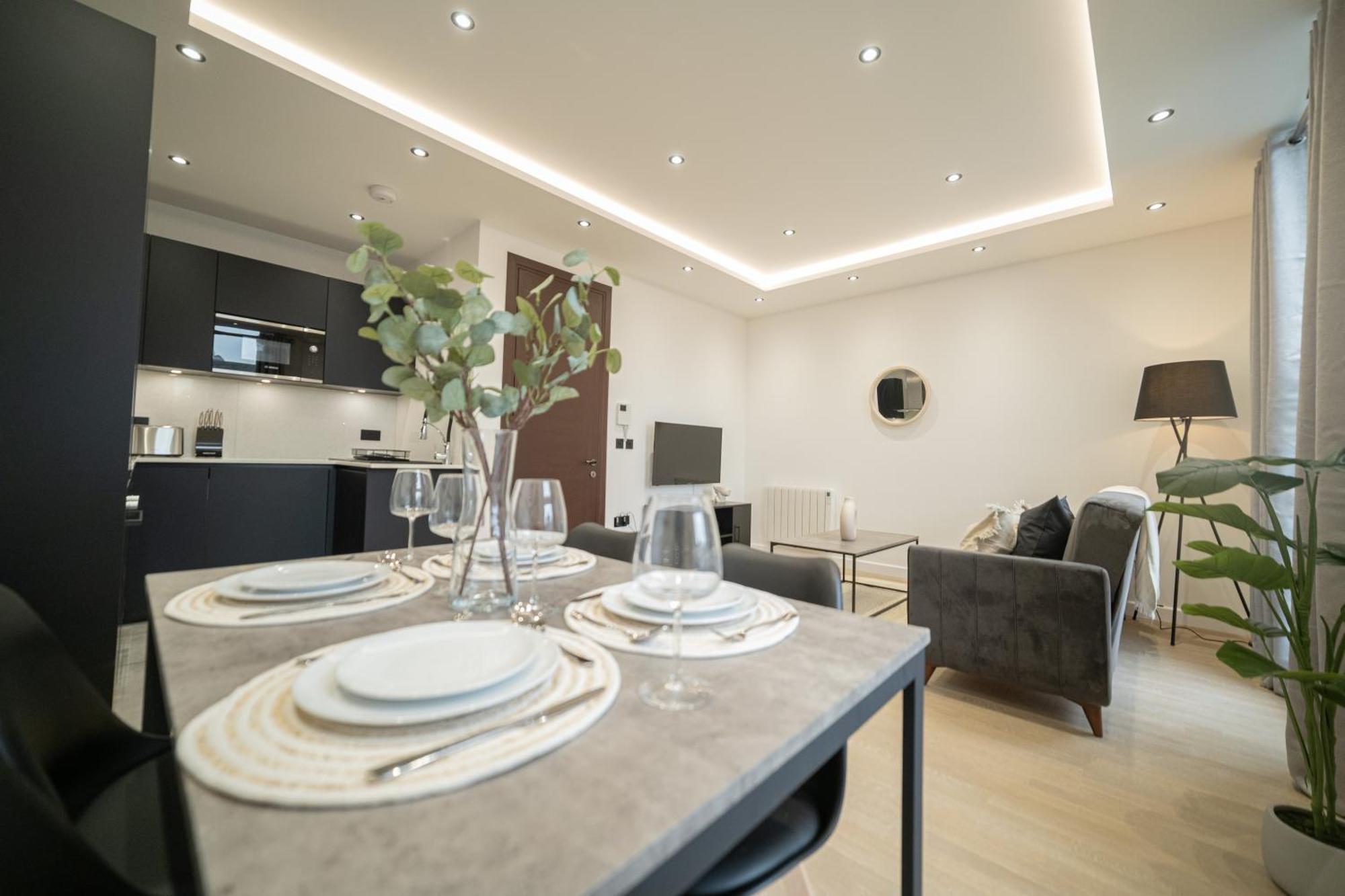 One And Two Bedroom Apartments Near Holloway Train Station By Belvilla Londres Exterior foto
