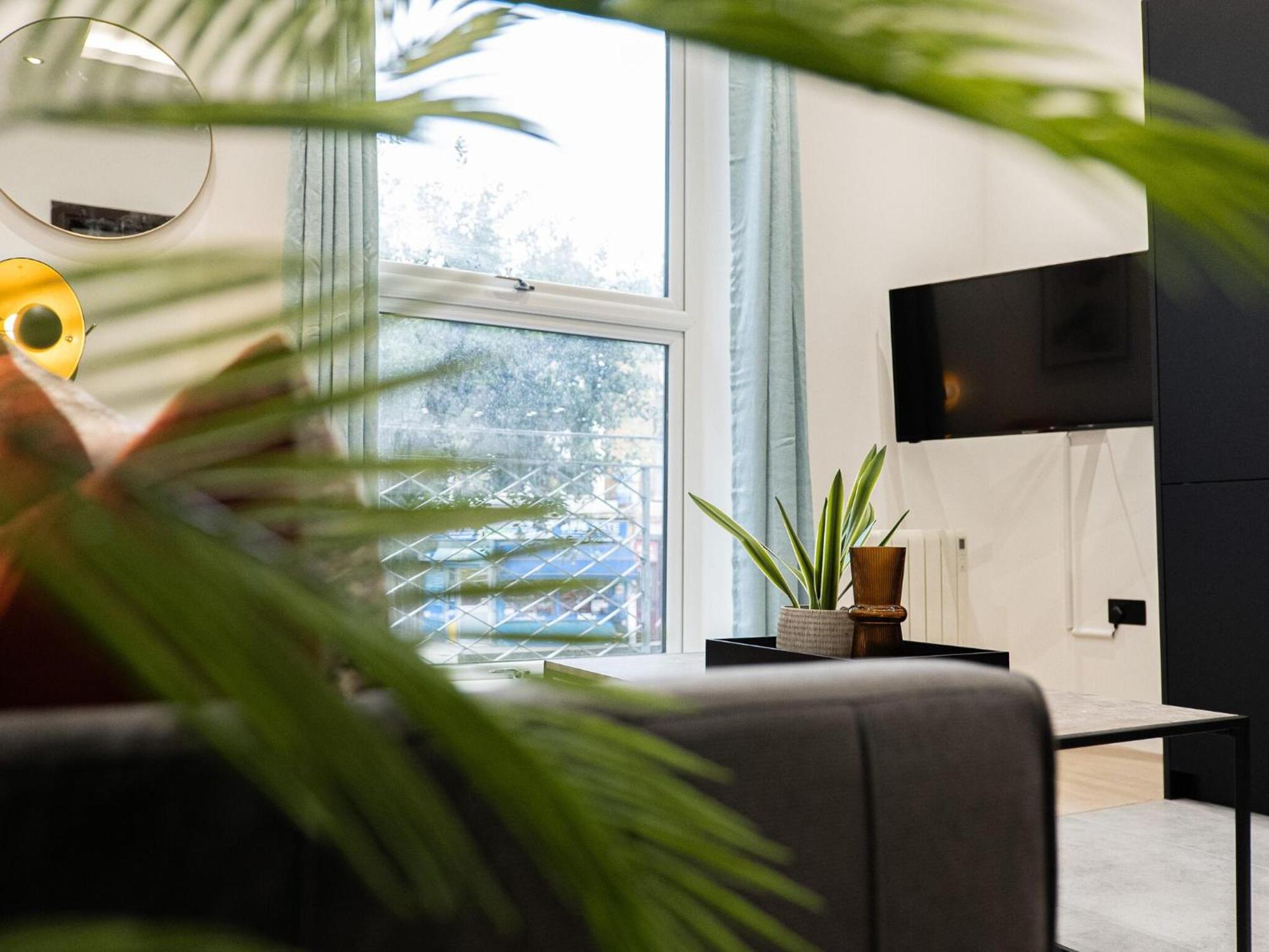 One And Two Bedroom Apartments Near Holloway Train Station By Belvilla Londres Exterior foto